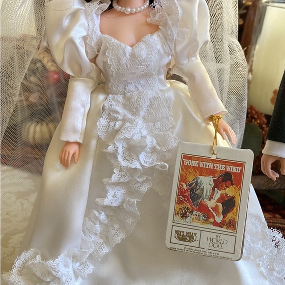 Scarlett & Rhett dolls issued by World Dolls. - Picture 2 of 8